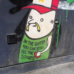 In The Gutter You Can Still See The Starstuck – Kissmama 